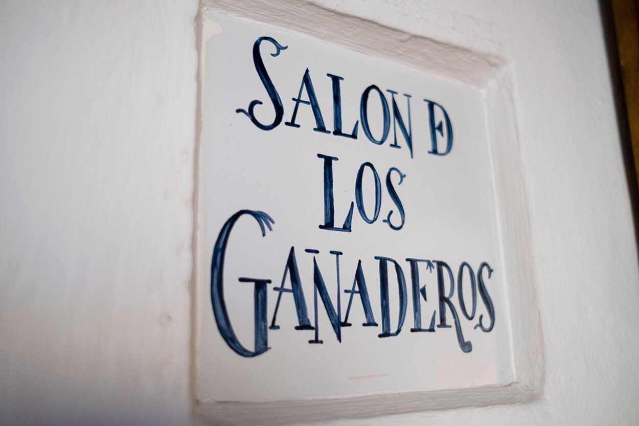 GANADEROS-GALERIA-RESTAURANTE-ESPACIOS-BODEGAS-CAMPOS (3) GANADEROS-GALERIA-RESTAURANTE-ESPACIOS-BODEGAS-CAMPOS (3)