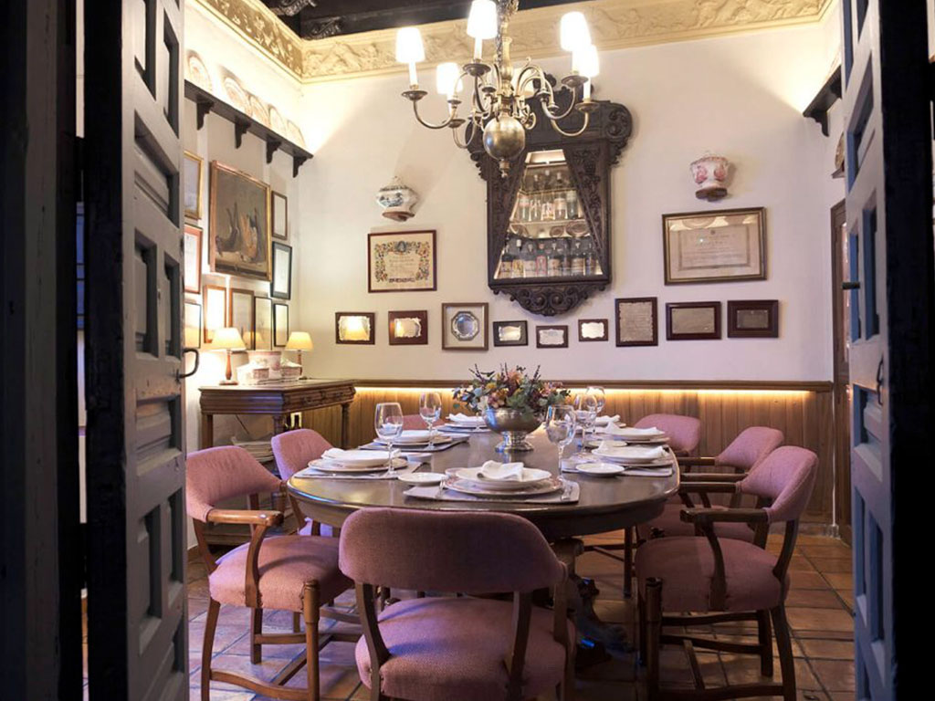 el-despacho-RESTAURANTE-ESPACIOS-BODEGAS-CAMPOS